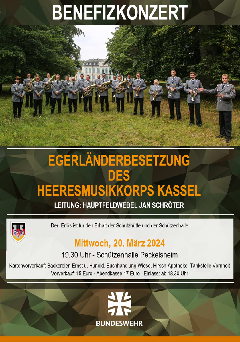Heeresmusikkorps Kassel der Bundeswehr spielt Benefizkonzert in Peckelsheim
