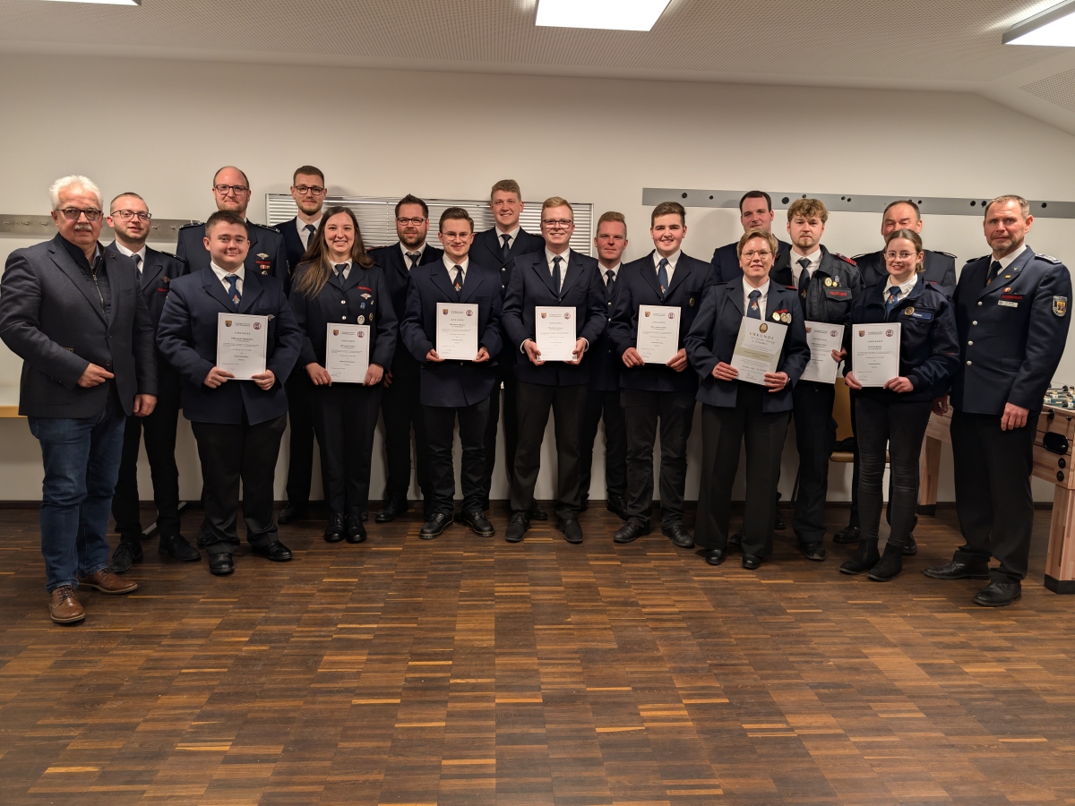 Jahreshauptversammlung 2026: Löschzug und Jugendfeuerwehr verzeichnen starken Mitgliederzuwachs